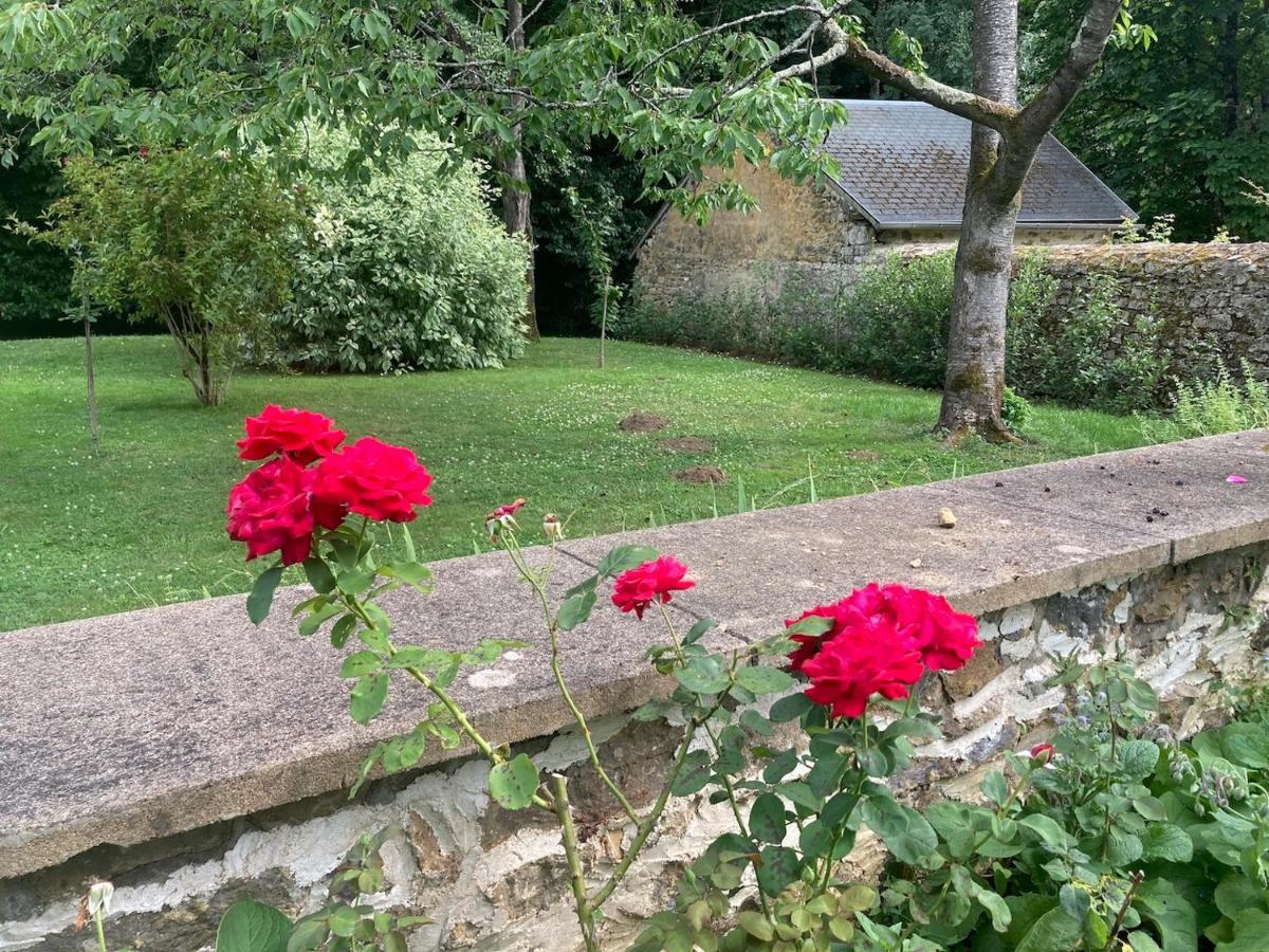 Le Poulailler Bed & Breakfast Loué Exterior photo